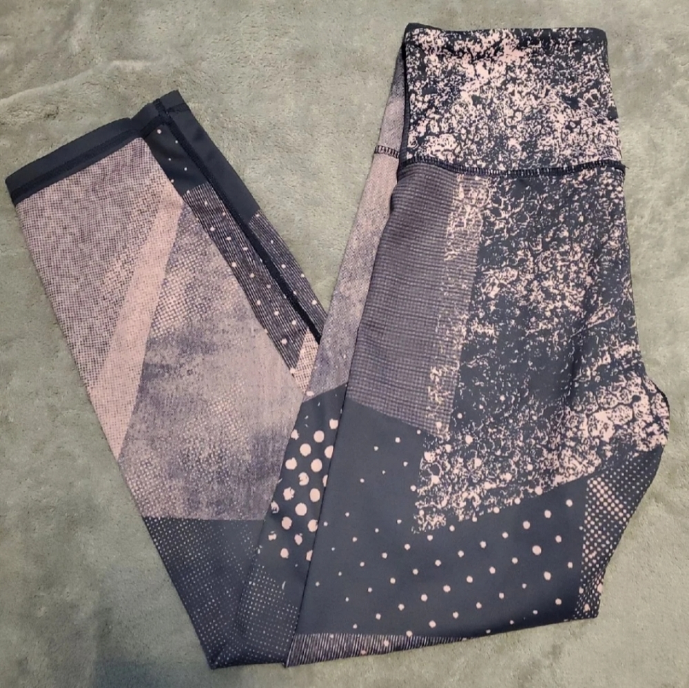 Zyiq Light n Tight leggings